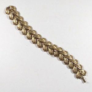 Trifari Vintage Brushed Gold Tone Leaf Motif Bracelet